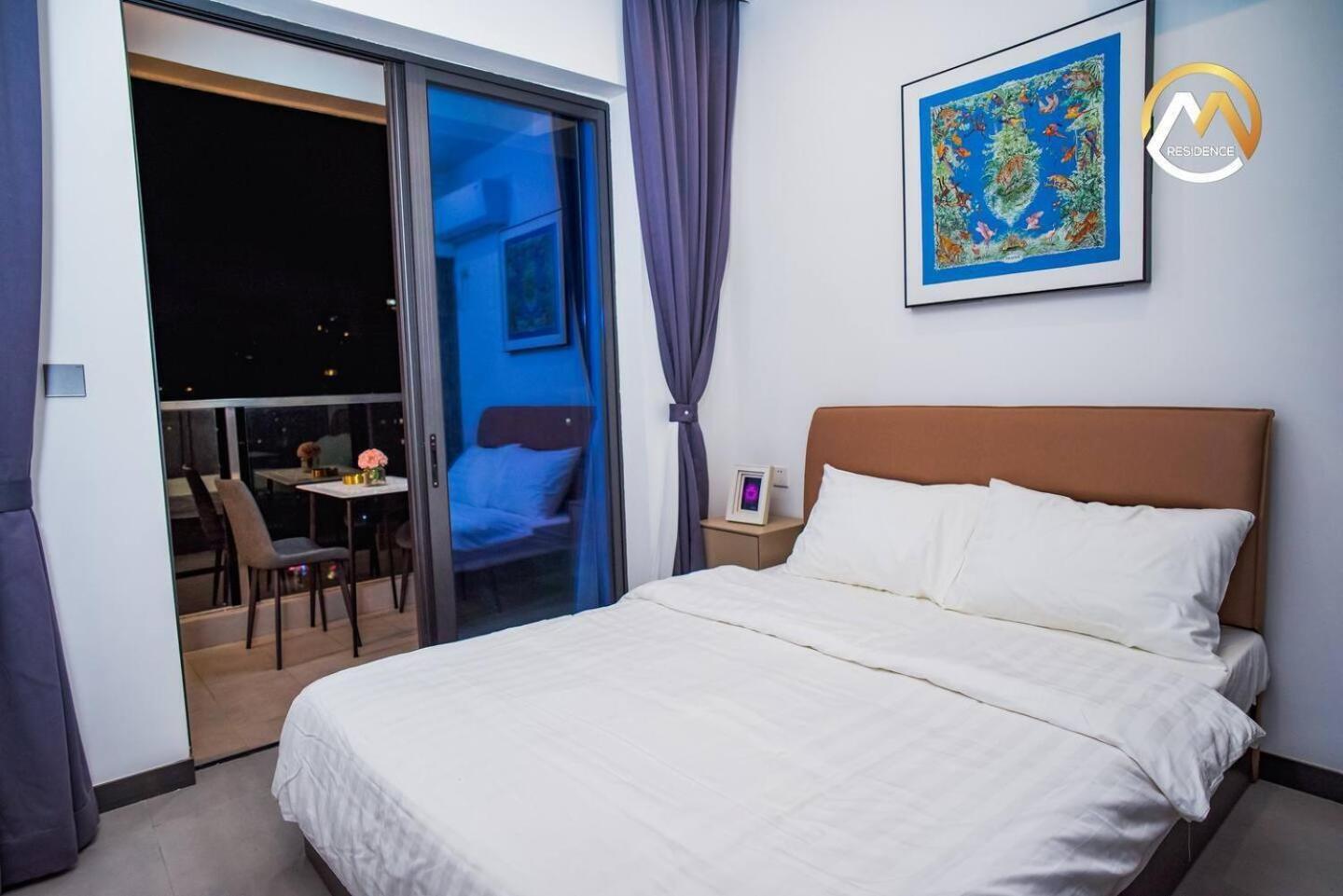 Hotel Serviced Apartments Top One Infinity Pool With View Of 360 Degree Phnom Penh Exterior foto